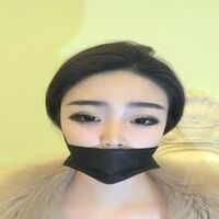 高颜值丰满肥逼御姐[小蝴蝶]揉搓奶子自摸逼逼，近距离特写手指插入，很是诱惑喜欢不要错过